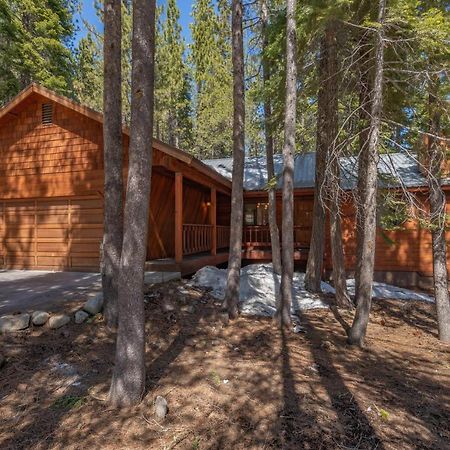 Camp Telemark- Hot Tub- Pet Friendly- Wood Fireplace - Amenities Villa Truckee Exterior photo